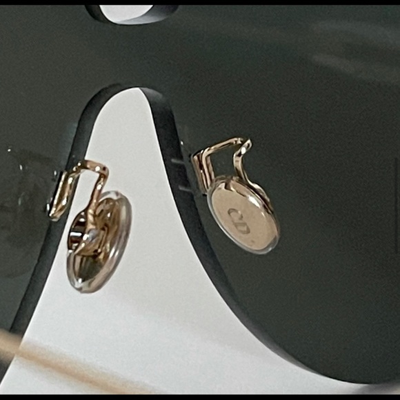 🔥DIOR mirrored sunglasses🔥 - Picture 6 of 11